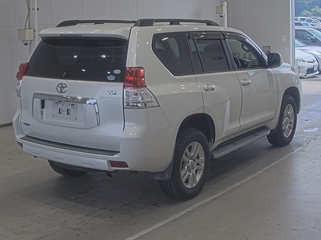 TOYOTA LAND CRUISER PRADO 2010