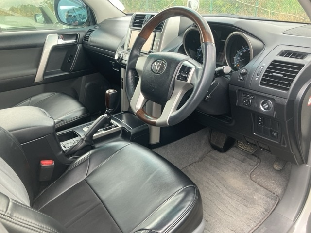 TOYOTA LAND CRUISER PRADO 2010