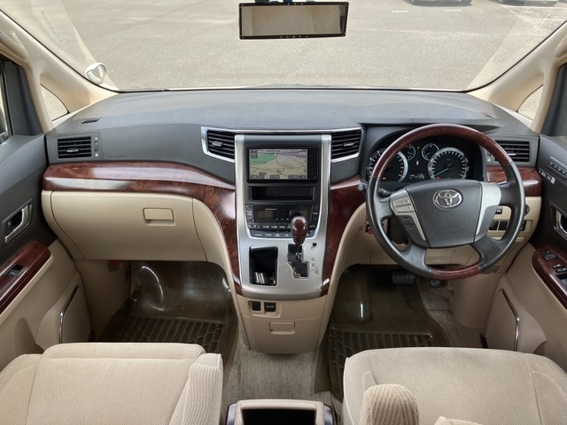 TOYOTA ALPHARD 2008