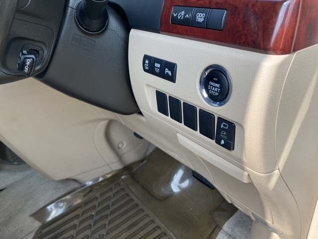TOYOTA ALPHARD 2008