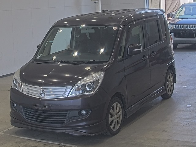 MITSUBISHI DELICA D2 2012