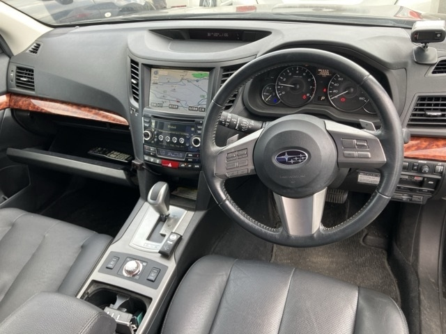 SUBARU LEGACY B4 2010