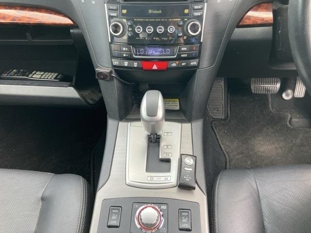 SUBARU LEGACY B4 2010