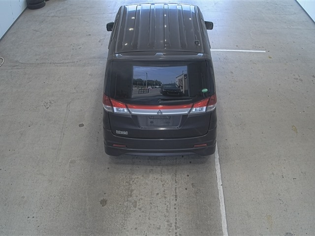 MITSUBISHI DELICA D2 2012