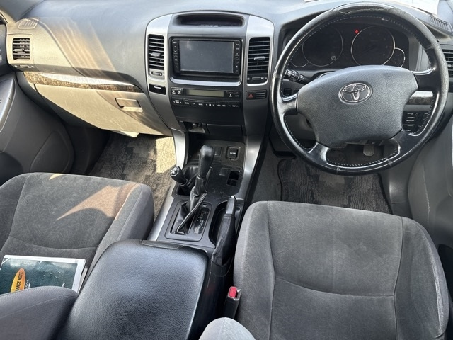 TOYOTA LAND CRUISER PRADO 2009