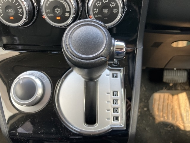 MITSUBISHI DELICA D5 2017