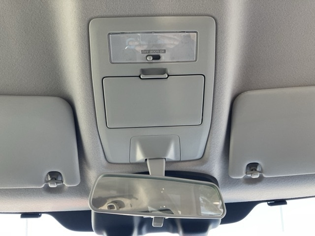 MITSUBISHI DELICA D2 2016