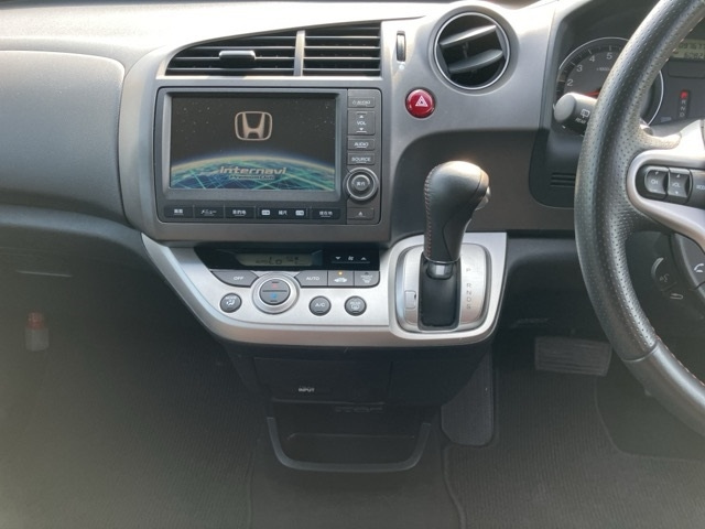 HONDA STREAM 2010
