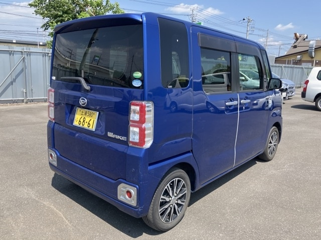 DAIHATSU WAKE 2017