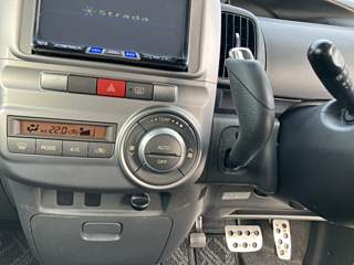 DAIHATSU TANTO 2008