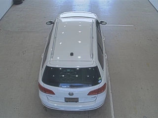 VOLKSWAGEN PASSAT VARIANT 2014