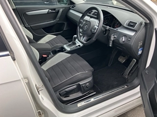 VOLKSWAGEN PASSAT VARIANT 2014