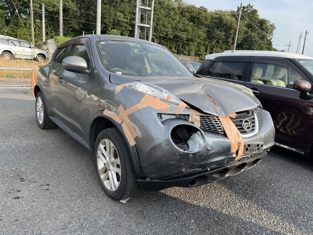 NISSAN JUKE 2012