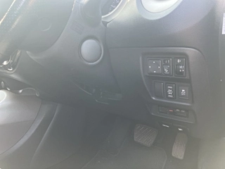 NISSAN JUKE 2011