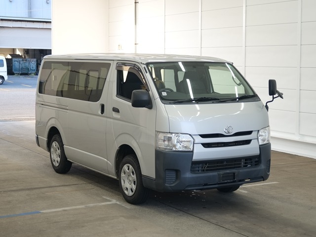 TOYOTA REGIUS ACE VAN 2017