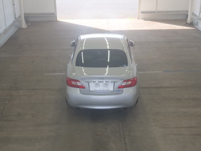 NISSAN FUGA 2011