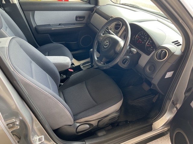 MAZDA VERISA 2011