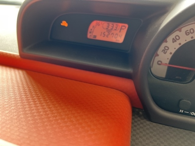 TOYOTA PORTE 2012