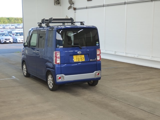 DAIHATSU WAKE 2016