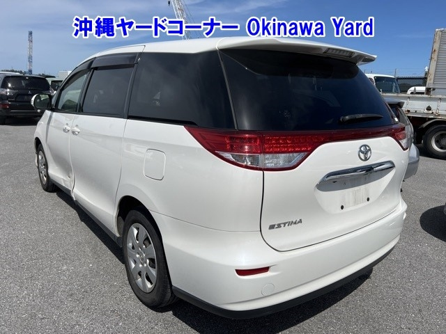 TOYOTA ESTIMA 2015