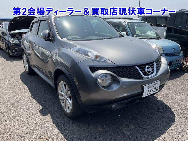 NISSAN JUKE 2012