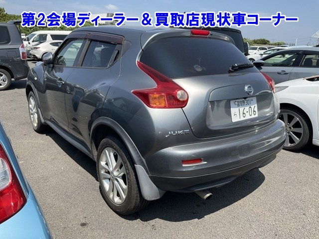 NISSAN JUKE 2012