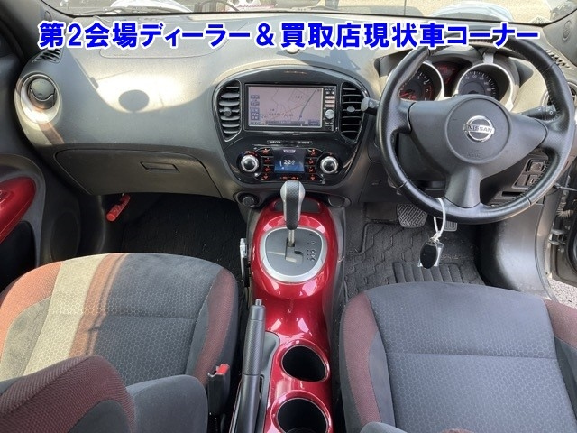 NISSAN JUKE 2012