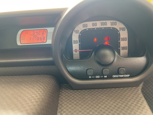 TOYOTA SPADE 2013