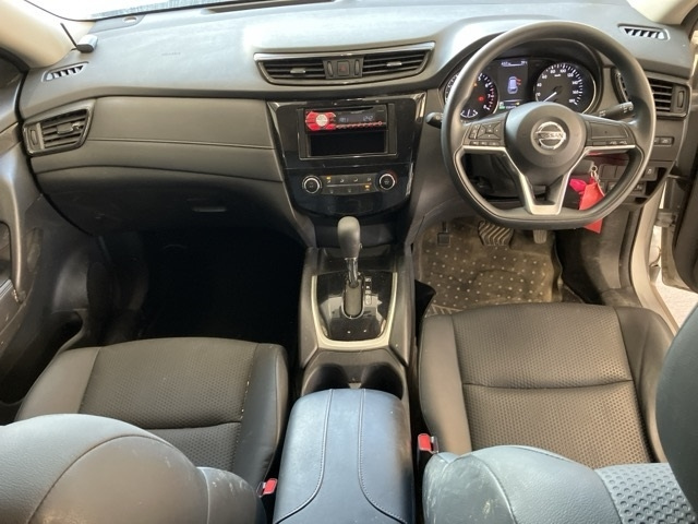 NISSAN X-TRAIL 2018