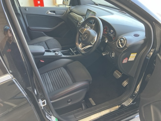 MERCEDES BENZ B CLASS 2017