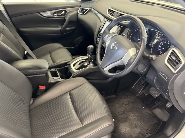 NISSAN X-TRAIL 2015