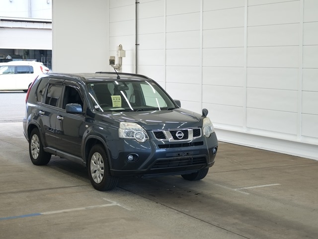 NISSAN X-TRAIL 2012