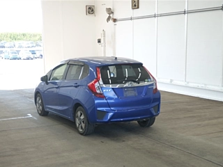 Заказать HONDA FIT