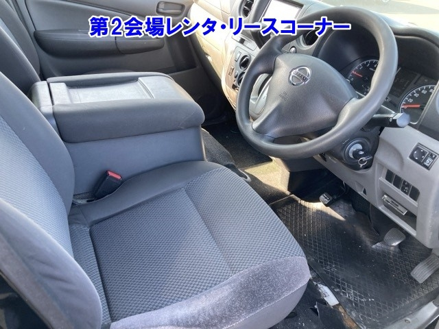 NISSAN CARAVAN 2014