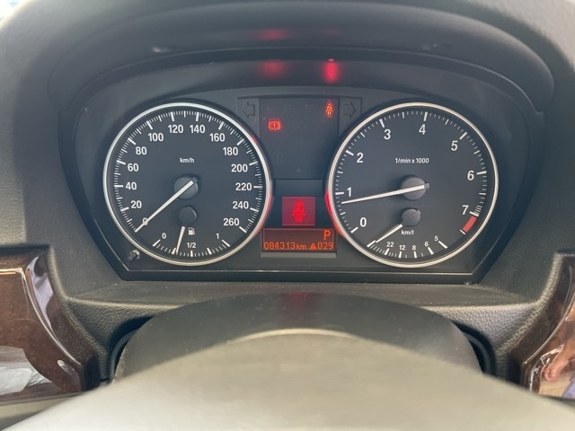BMW 3 SERIES 2011