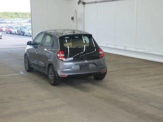 Заказать RENAULT TWINGO