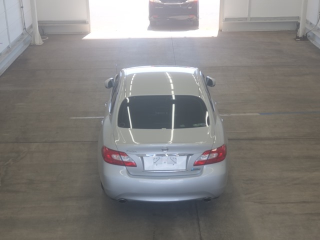 NISSAN FUGA 2014