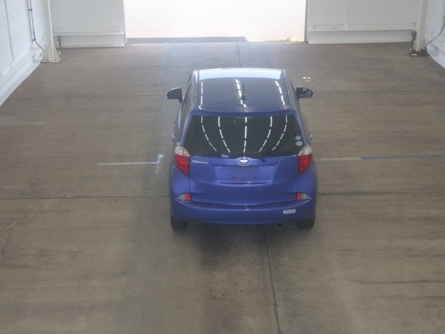 TOYOTA RACTIS 2012