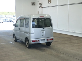 Заказать DAIHATSU HIJET VAN