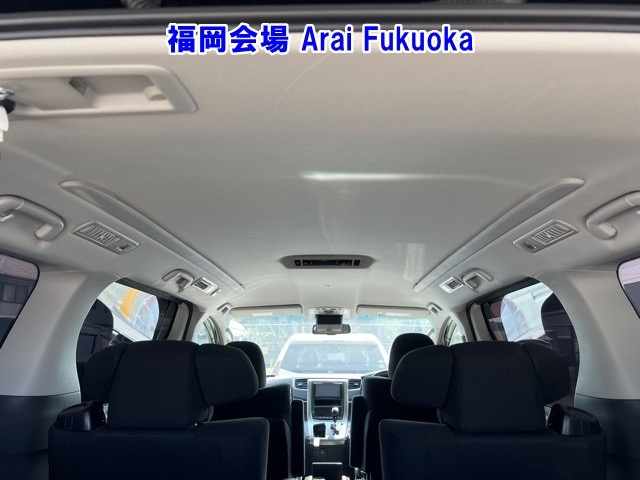 TOYOTA ALPHARD 2014