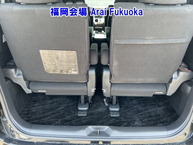 TOYOTA ALPHARD 2014