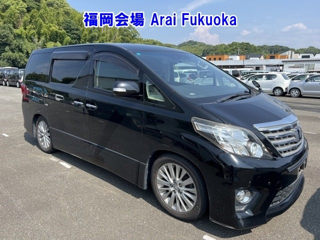 TOYOTA ALPHARD 2014