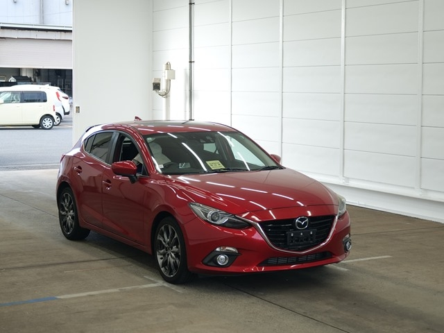 MAZDA AXELA 2015