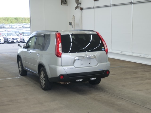 NISSAN X-TRAIL 2013
