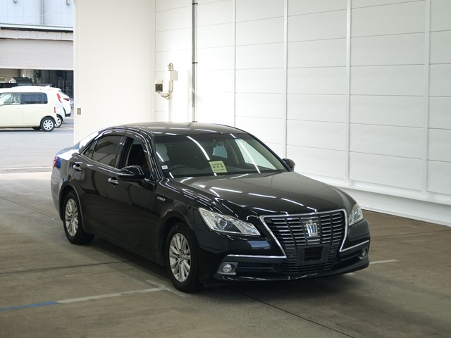 TOYOTA CROWN 2015