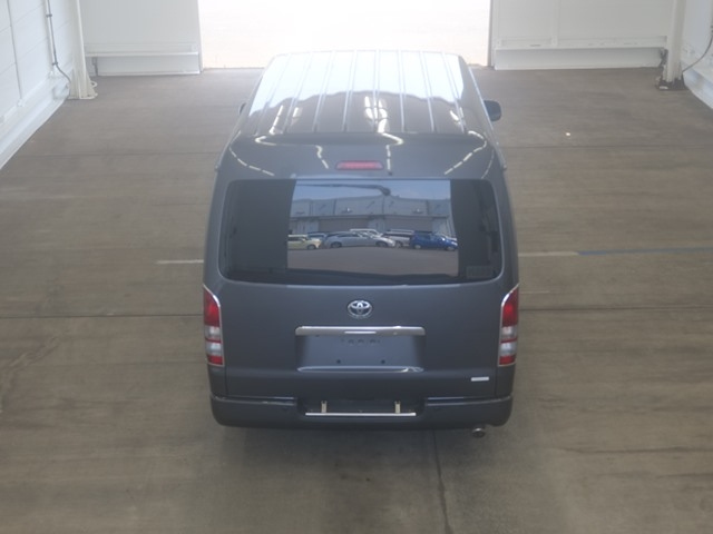 TOYOTA HIACE VAN 2008