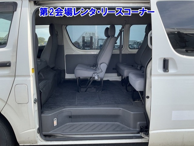 TOYOTA HIACE 2008