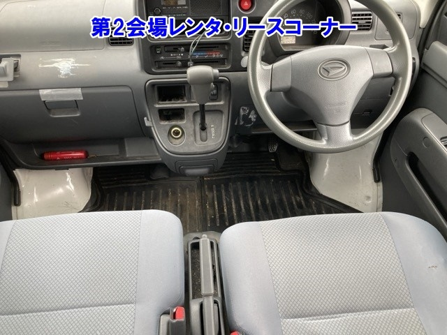 DAIHATSU HIJET VAN 2015