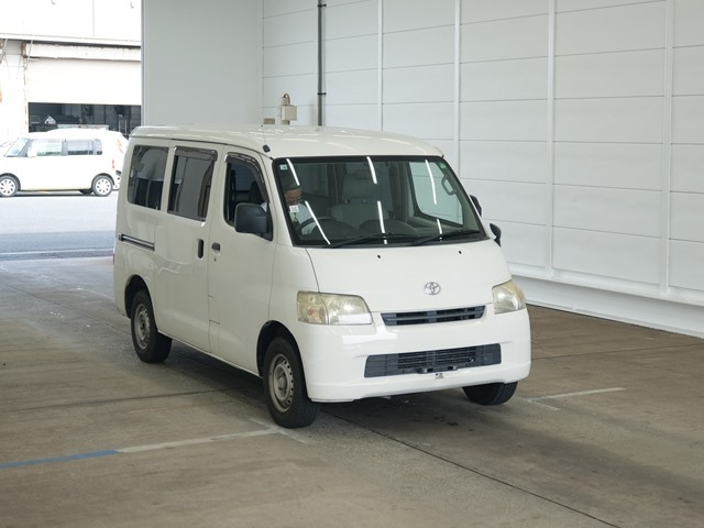TOYOTA TOWN ACE VAN 2012