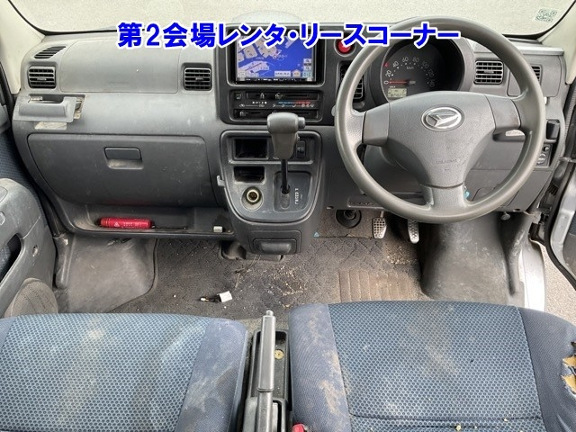 DAIHATSU HIJET VAN 2013